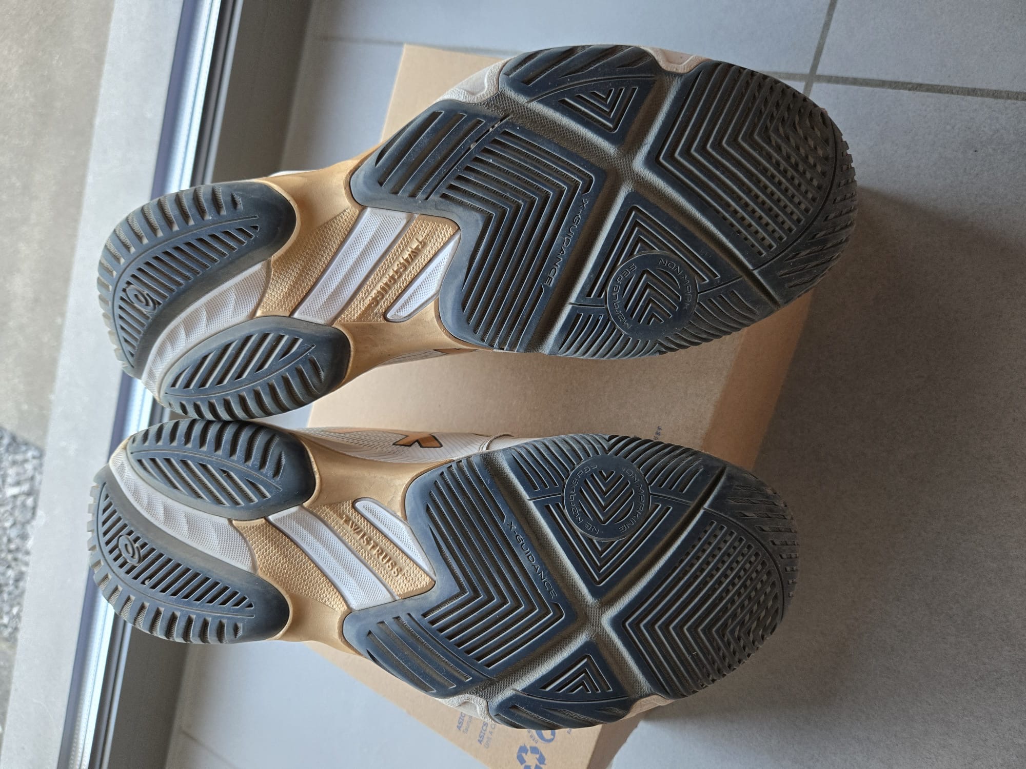 Asics schoenen